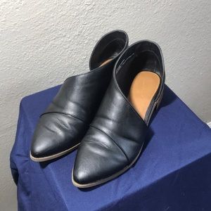 Women’s Wenda Faux Leather Cut Out Booties - Black